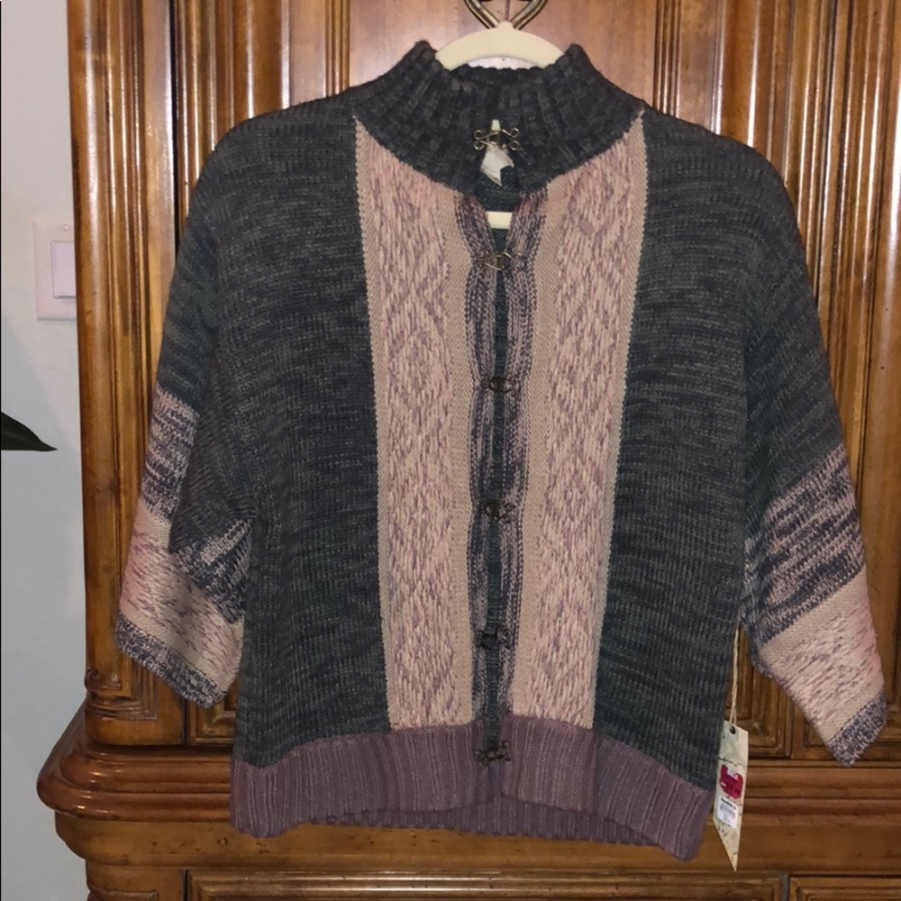 ❗️NEW WITH TAGS❗️Perfect fall/winter cardigan